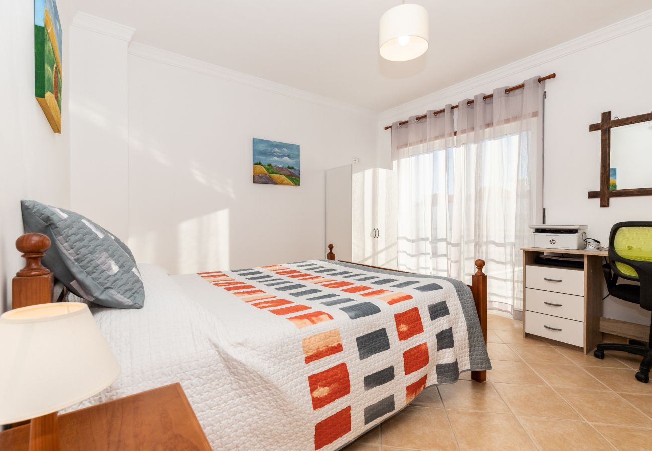 Casa adosada en Manta Rota - Vivienda con aparcamiento privado by AlgarveManta (3V2)