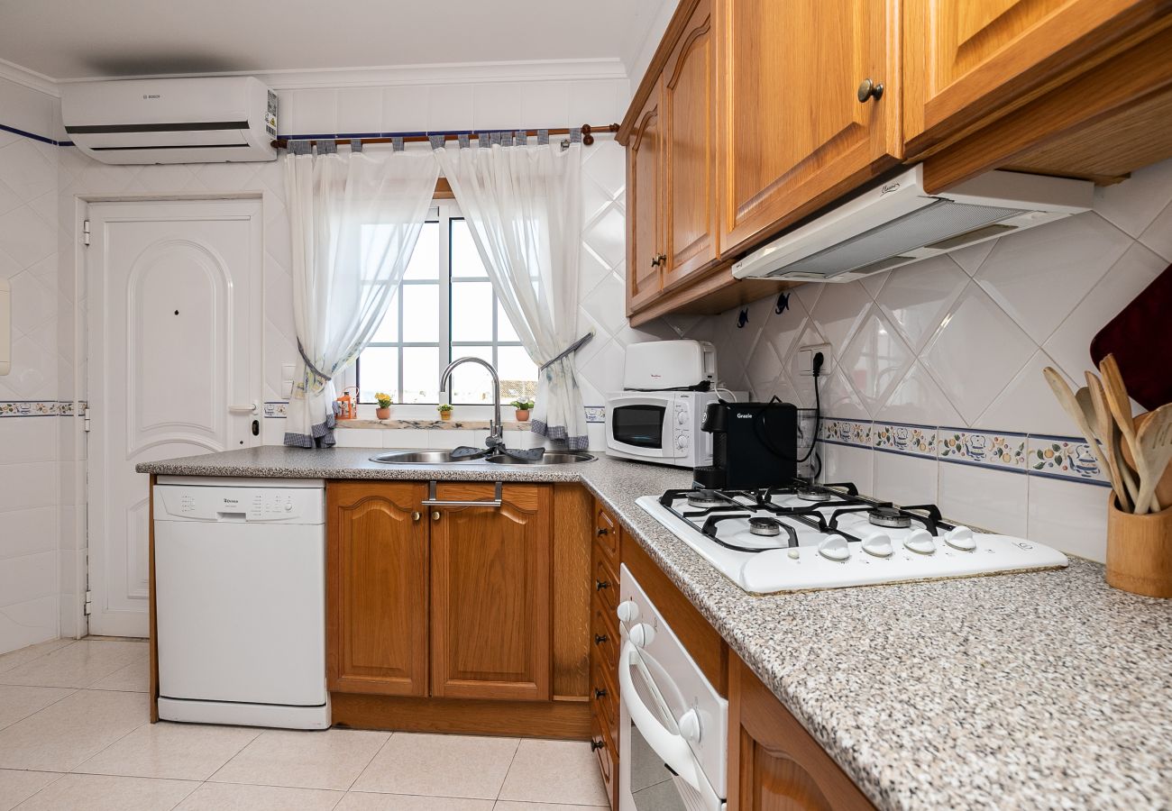 Apartamento en Manta Rota - Apartamento de 2 habitación en Condominio con piscina  by AlgarveManta (18T2)