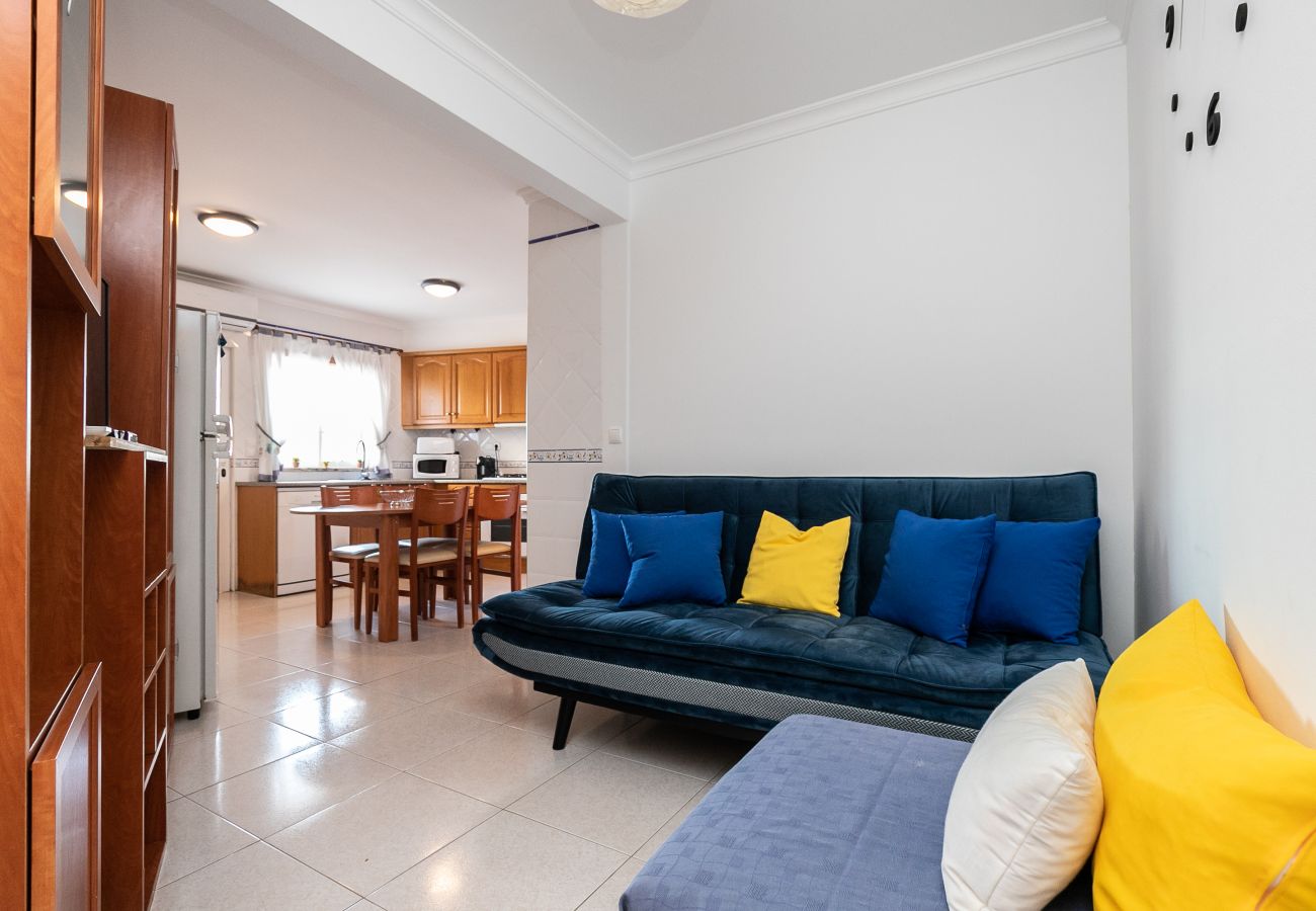 Apartamento en Manta Rota - Apartamento de 2 habitación en Condominio con piscina  by AlgarveManta (18T2)