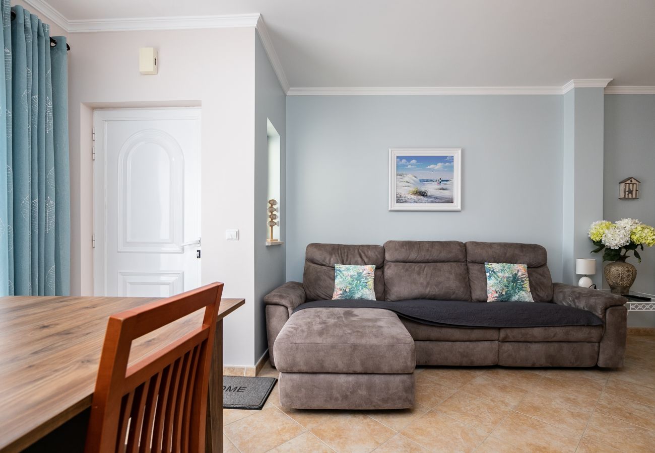 Residencial en Manta Rota - Casa de 2 habitaciones con aparcamiento y patio by AlgarveManta  (4V2)