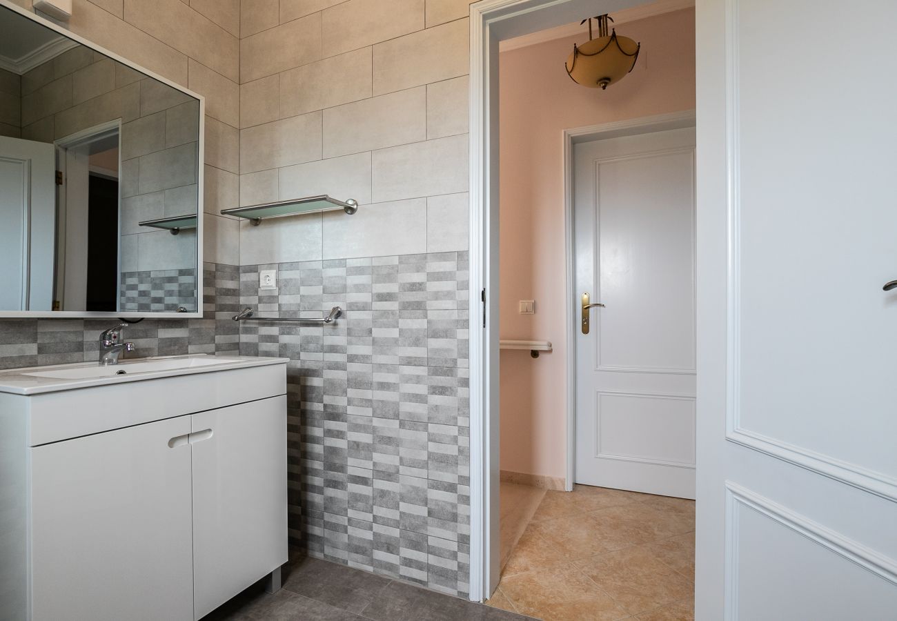 Residencial en Manta Rota - Casa de 2 habitaciones con aparcamiento y patio by AlgarveManta  (4V2)