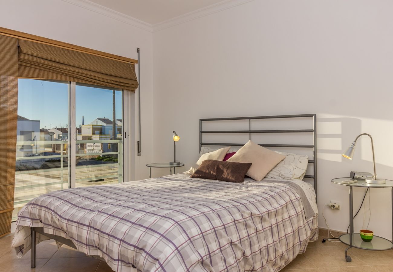 Casa adosada en Manta Rota - Casa de 2 habitaciones y patio by AlgarveManta (6V2)