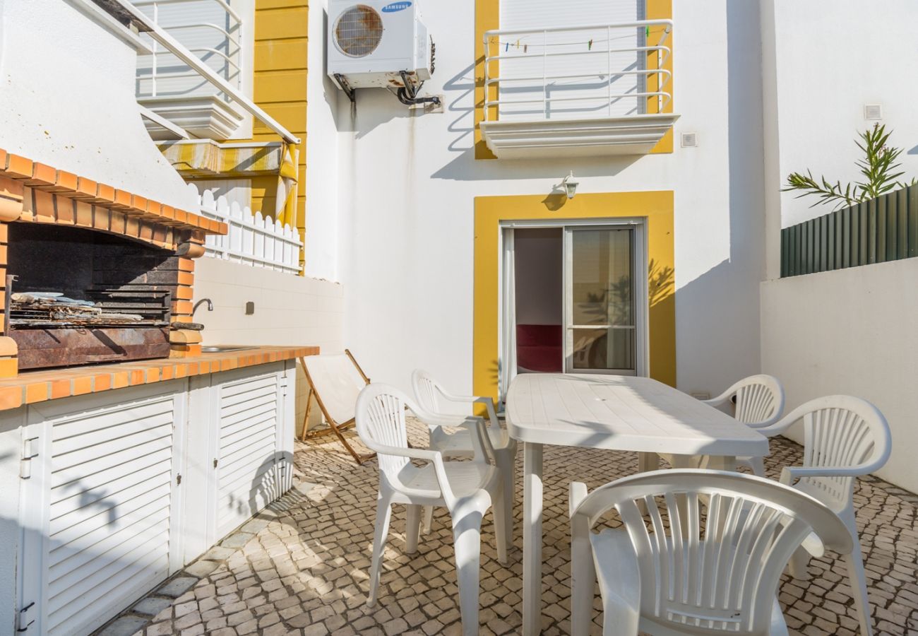 Casa adosada en Manta Rota - Casa de 2 habitaciones a 50 metros de la playa by AlgarveManta (9V2)