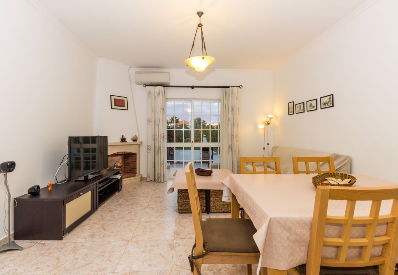 Casa en Manta Rota - Casa de 3 habitaciones con patio en la Playa de la Manta Rota by AlgarveManta (2V3)