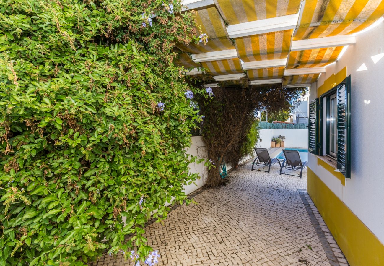 Casa en Manta Rota - Casa de 3 habitaciones y piscina privada by AlgarveManta (11V3)