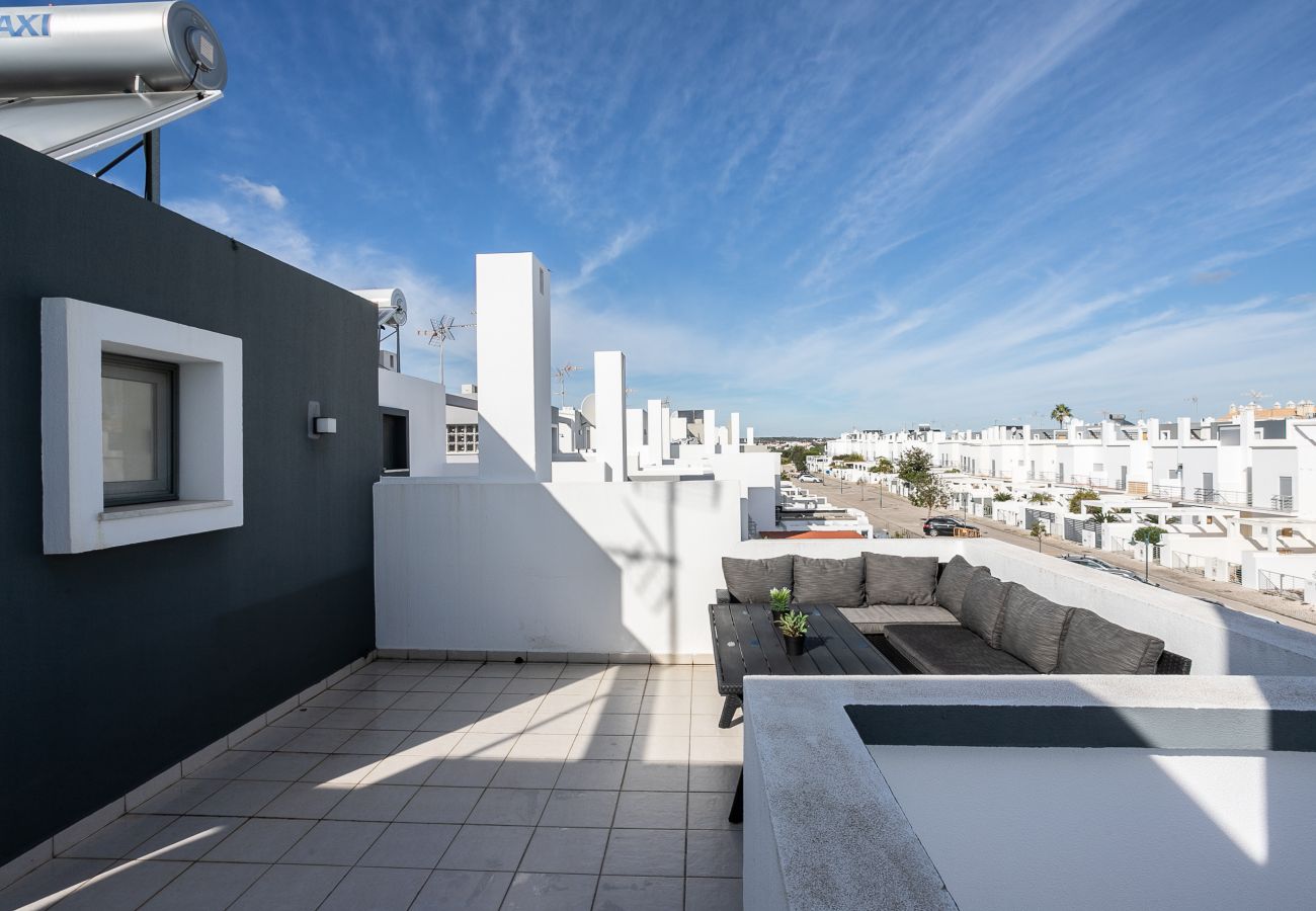 Casa adosada en Manta Rota - Casa con piscina privada a 100m de la playa by ALGARVEMANTA (16V3)