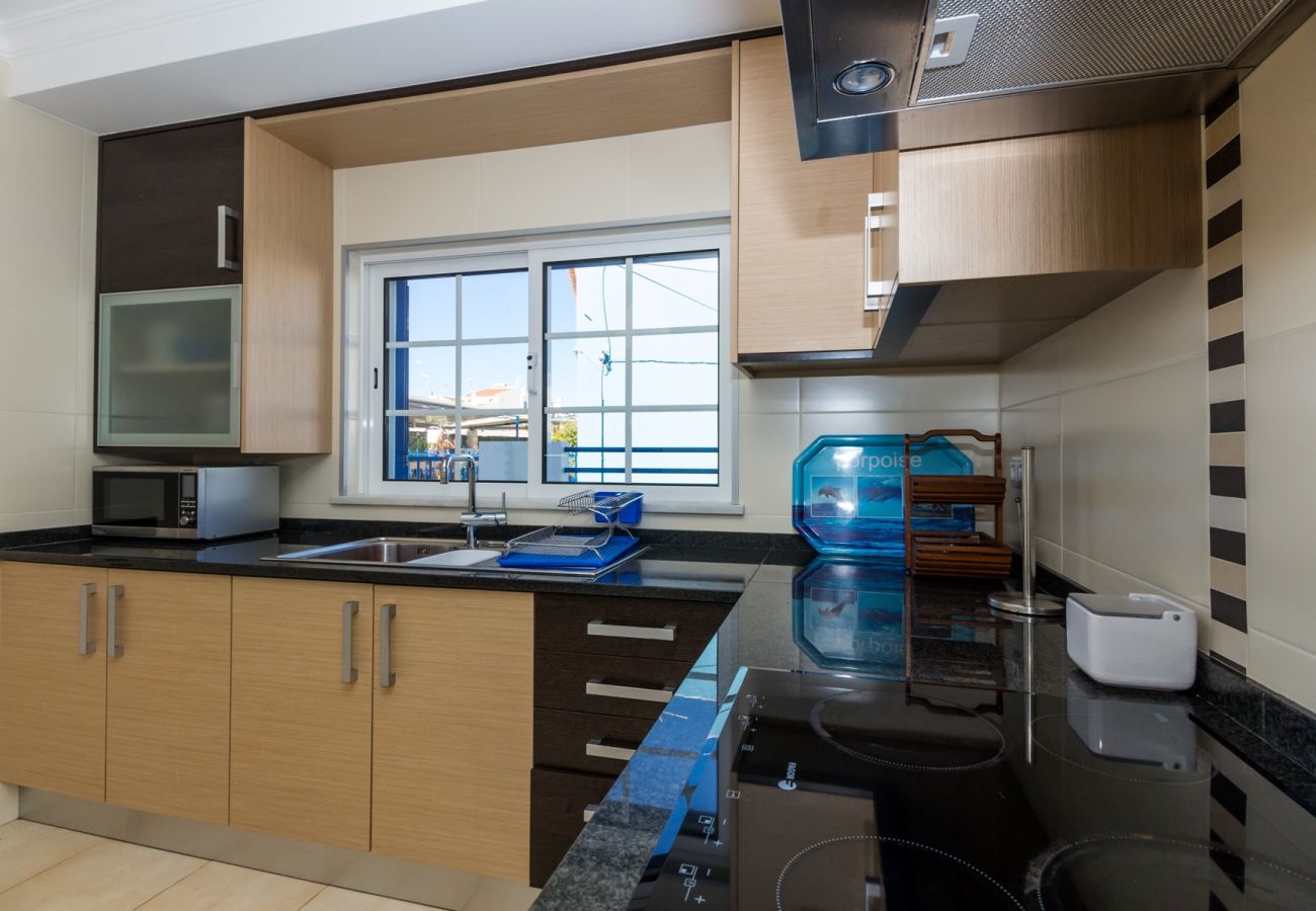 Casa adosada en Manta Rota - Villa de 3 dormitorios en 1ª línea de playa y wifi by AlgarveManta (8V3)