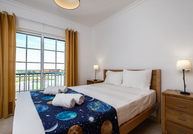 Casa adosada en Manta Rota - Villa de 3 dormitorios en 1ª línea de playa y wifi by AlgarveManta (14V3)