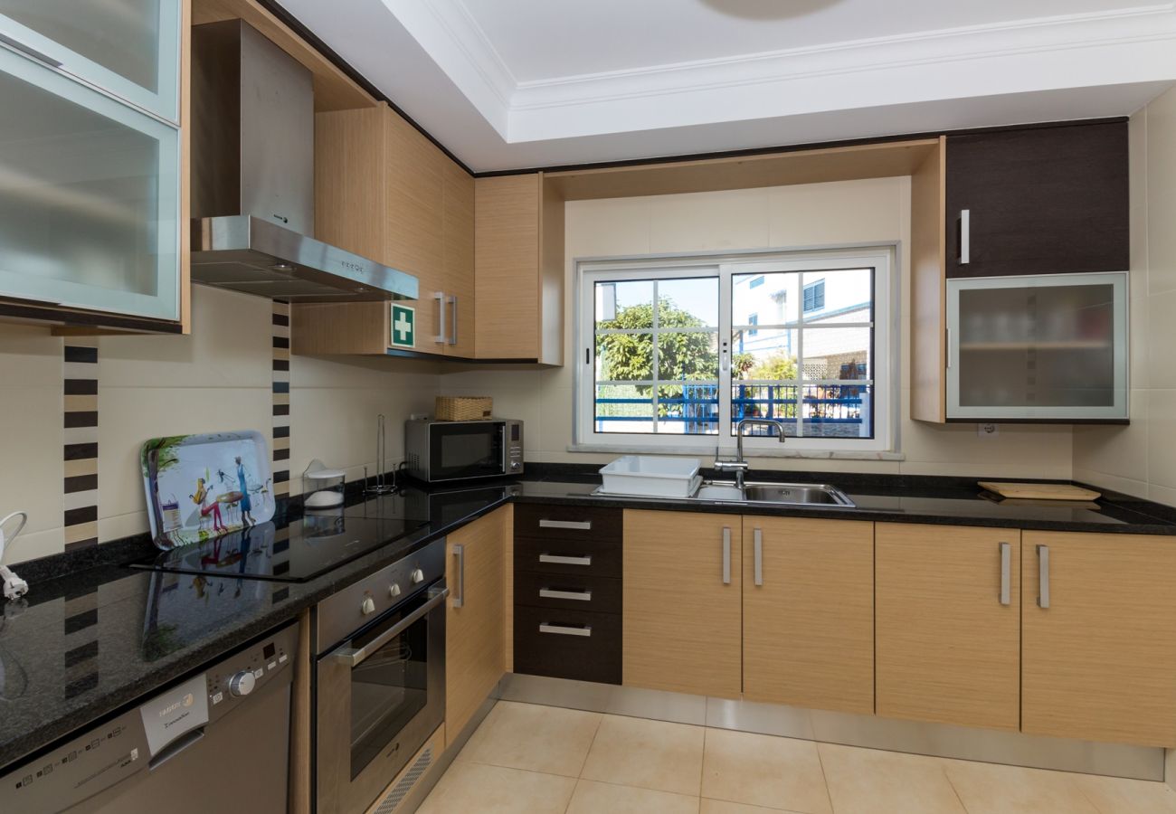 Casa adosada en Manta Rota - Villa de 3 dormitorios en 1ª línea de playa y wifi by AlgarveManta (14V3)