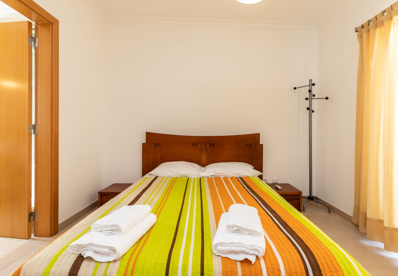 Casa en Manta Rota - Vivienda con estacionamiento en el centro de la villa by AlgarveManta (10V3)