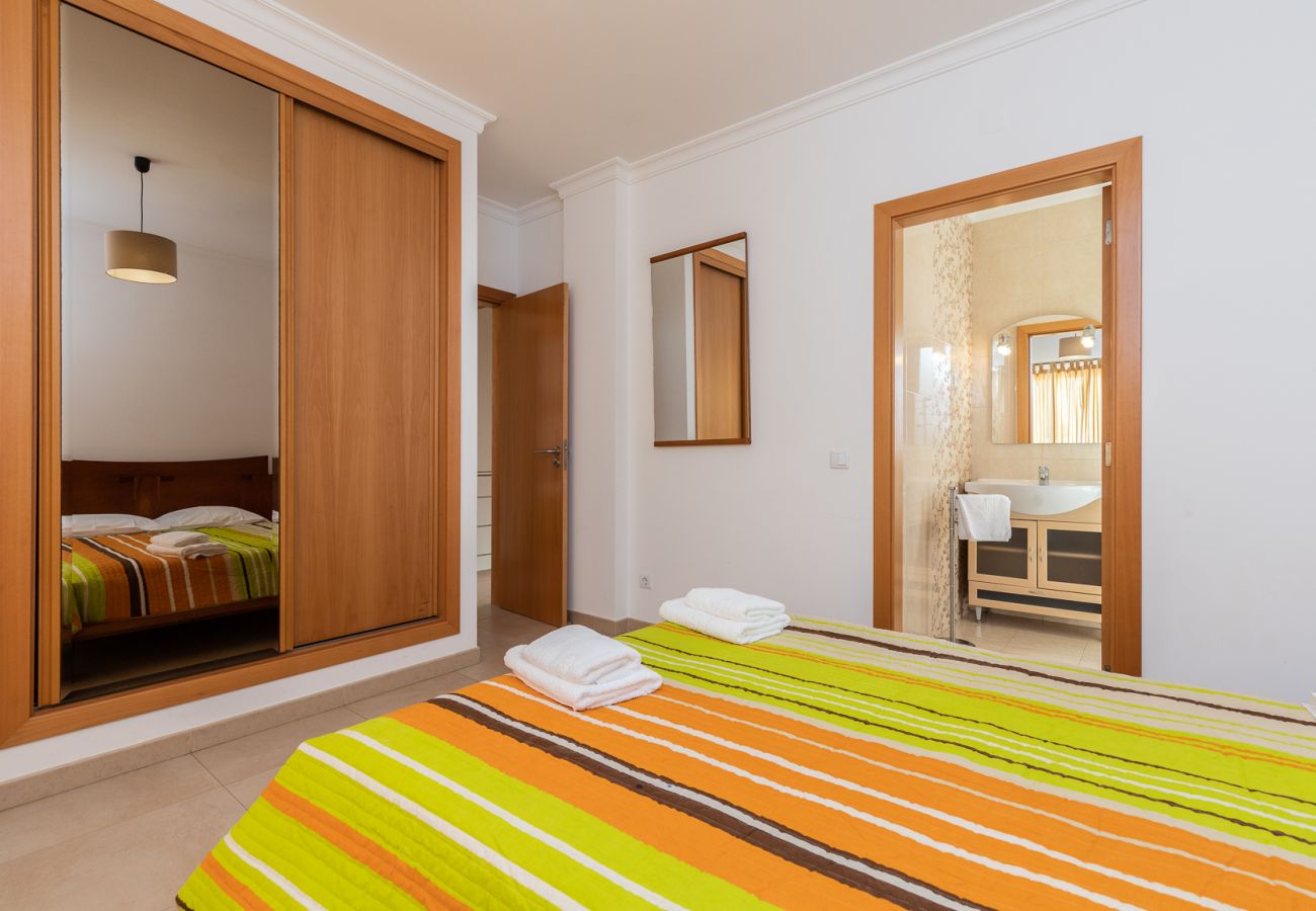 Casa en Manta Rota - Vivienda con estacionamiento en el centro de la villa by AlgarveManta (10V3)