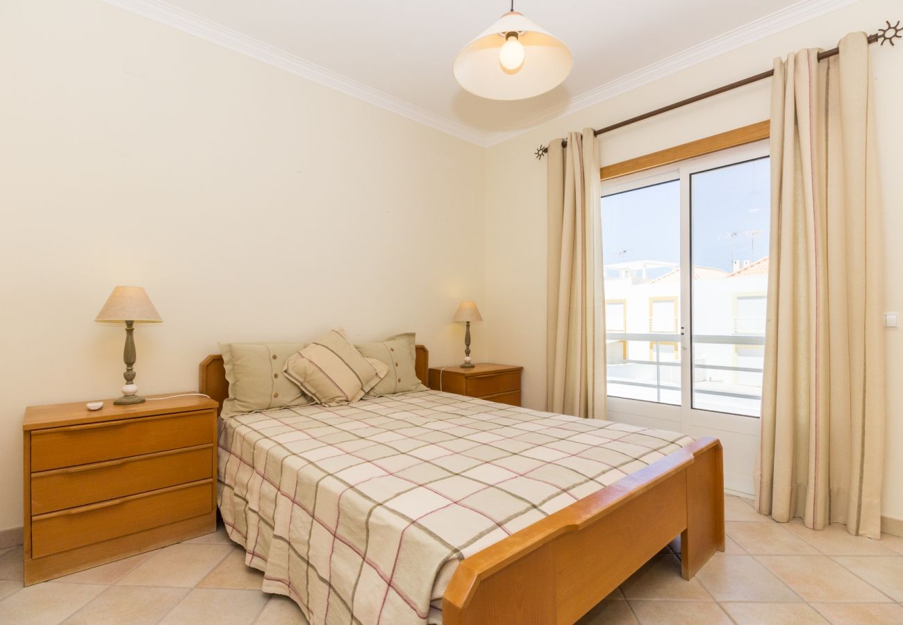 Casa en Manta Rota - Villa de 3 dormitorios en 1ª línea de playa y wifi by AlgarveManta (20V3)