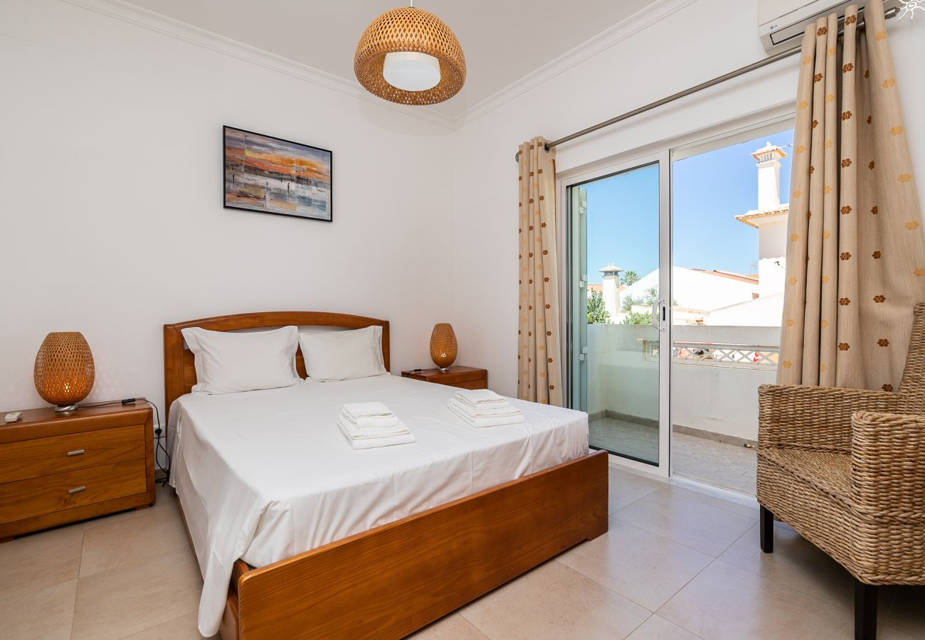 Casa en Manta Rota - Casa de 3 habitaciones con piscina privada cerca de la playa by AlgarveManta (23V3)