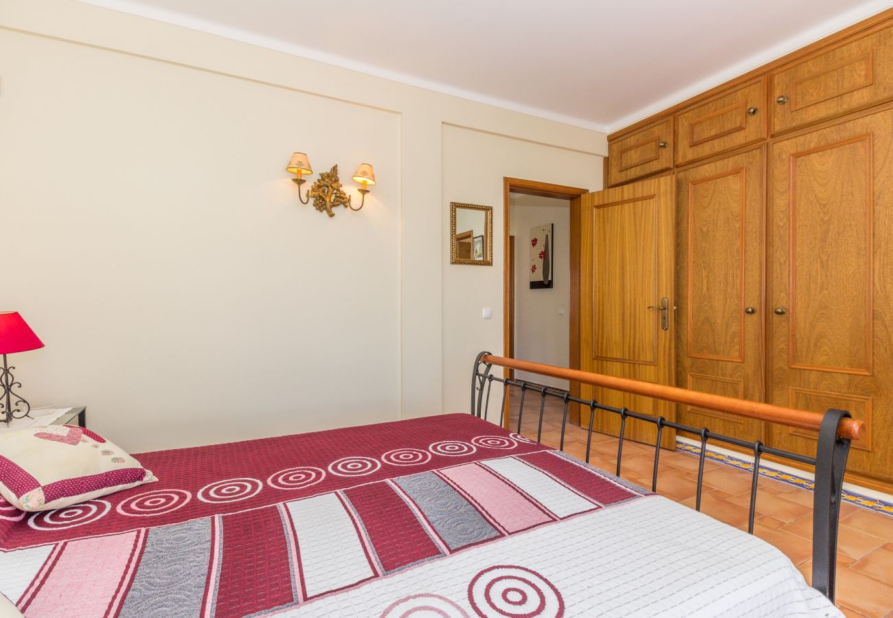 Casa en Manta Rota - Casa con piscina privada y patio a 800m de la playa by AlgarveManta (9V3)