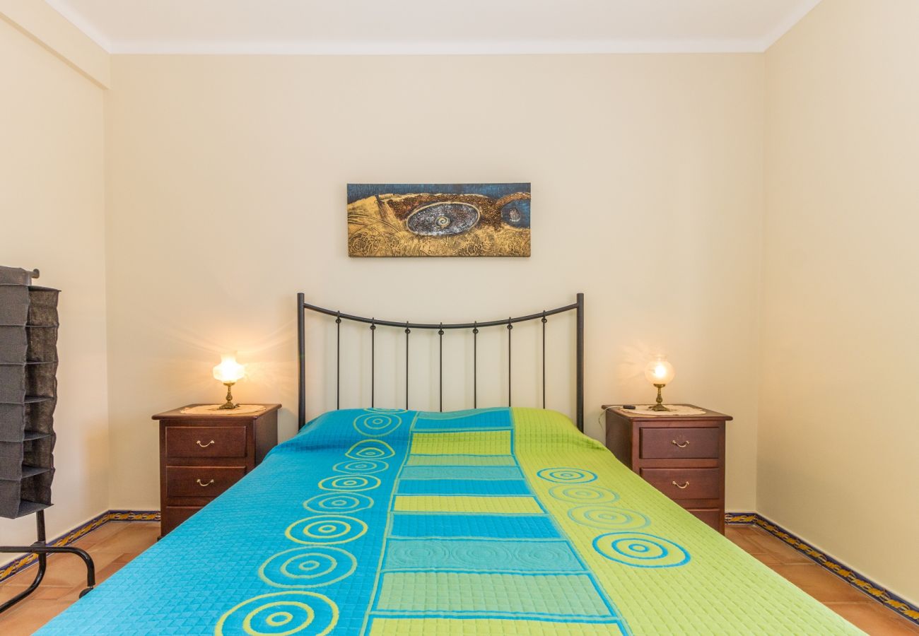 Casa en Manta Rota - Casa con piscina privada y patio a 800m de la playa by AlgarveManta (9V3)