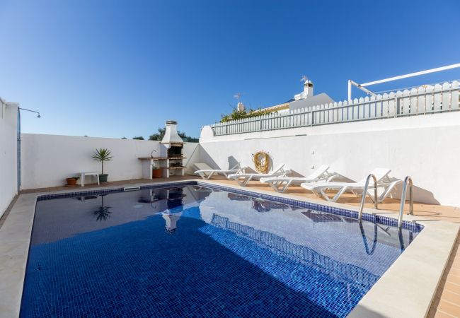 Casa adosada en Manta Rota - Casa de 3 habitaciones con piscina privada by AlgarveManta (27V3)