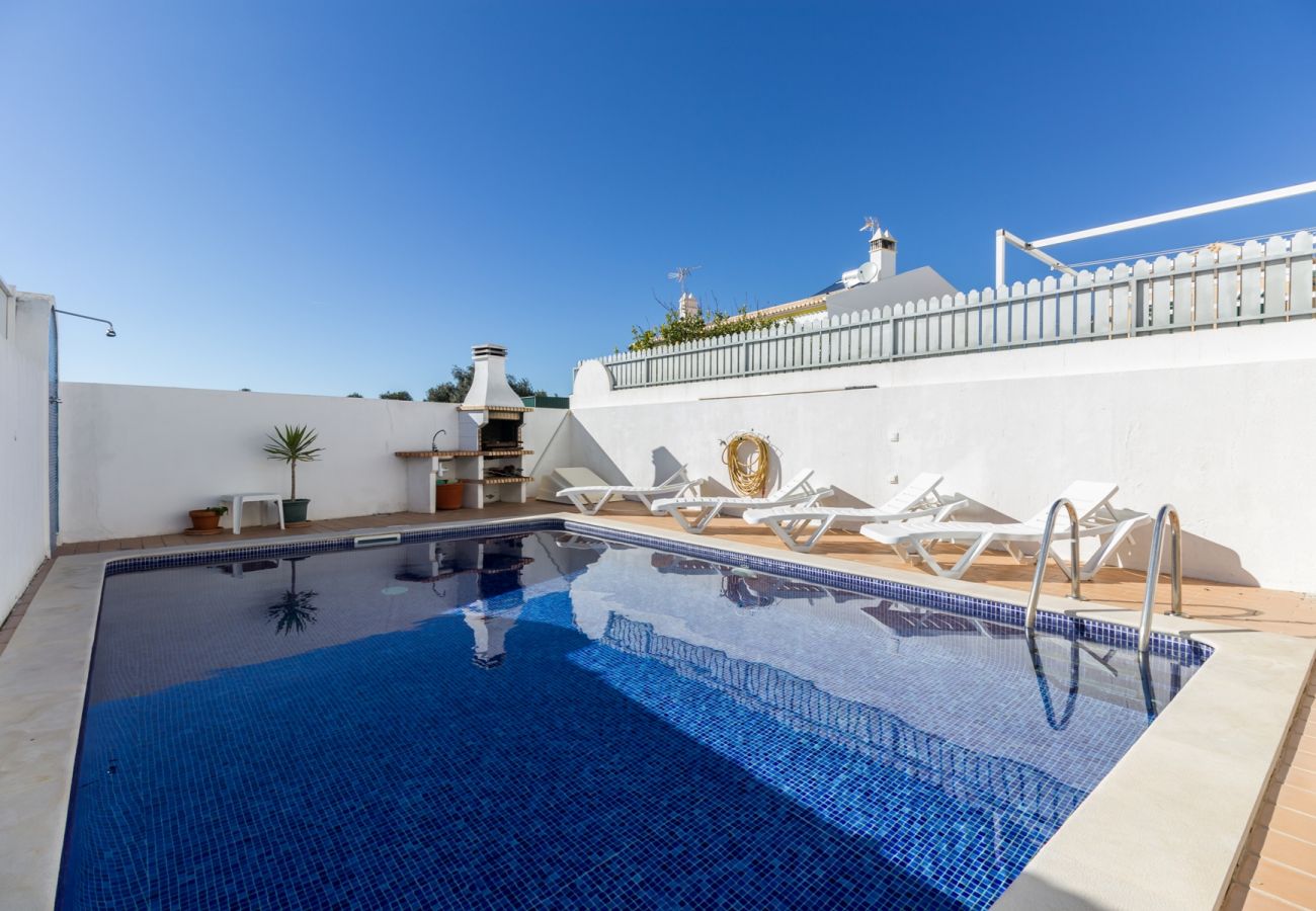 Casa adosada en Manta Rota - Casa de 3 habitaciones con piscina privada by AlgarveManta (27V3)