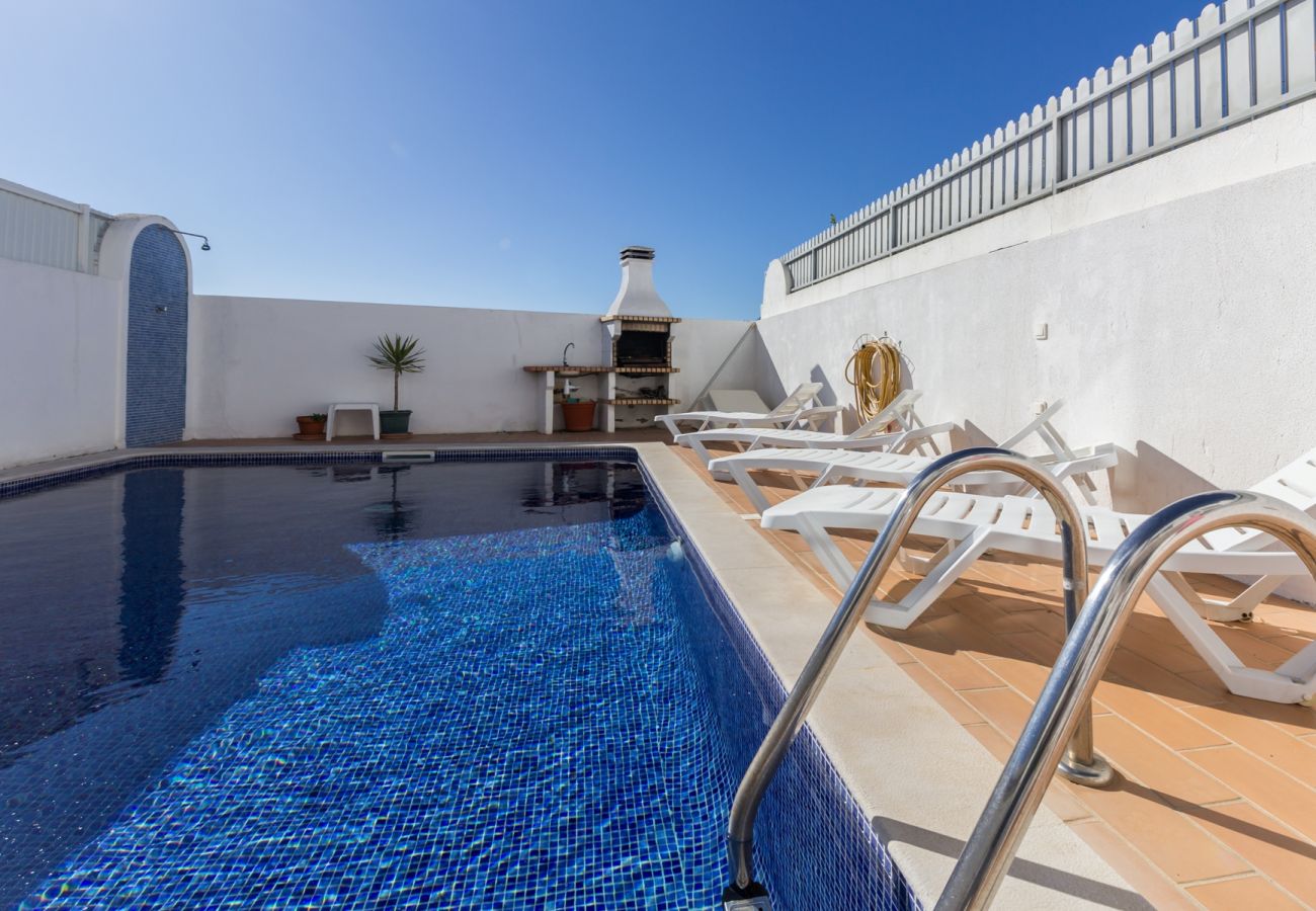 Casa adosada en Manta Rota - Casa de 3 habitaciones con piscina privada by AlgarveManta (27V3)