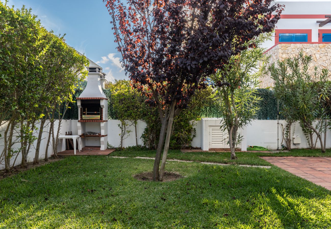 Casa en Manta Rota - Villa de 3 dormitórios con jardín y wifi by ALGARVEMANTA (56V3)