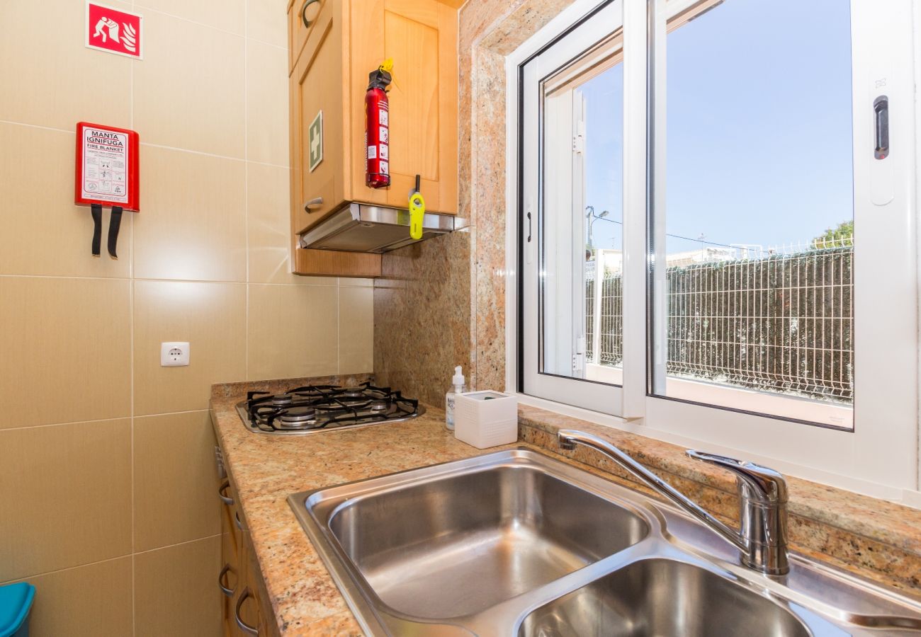 Casa en Manta Rota - Casa de 4 habitaciones y piscina con WIFI a 300m de la playa by AlgarveManta (5V4)