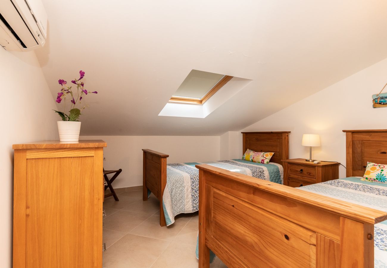 Residencial en Manta Rota - Casa de 4 habitaciones en condominio con piscina by AlgarveManta (16V4)