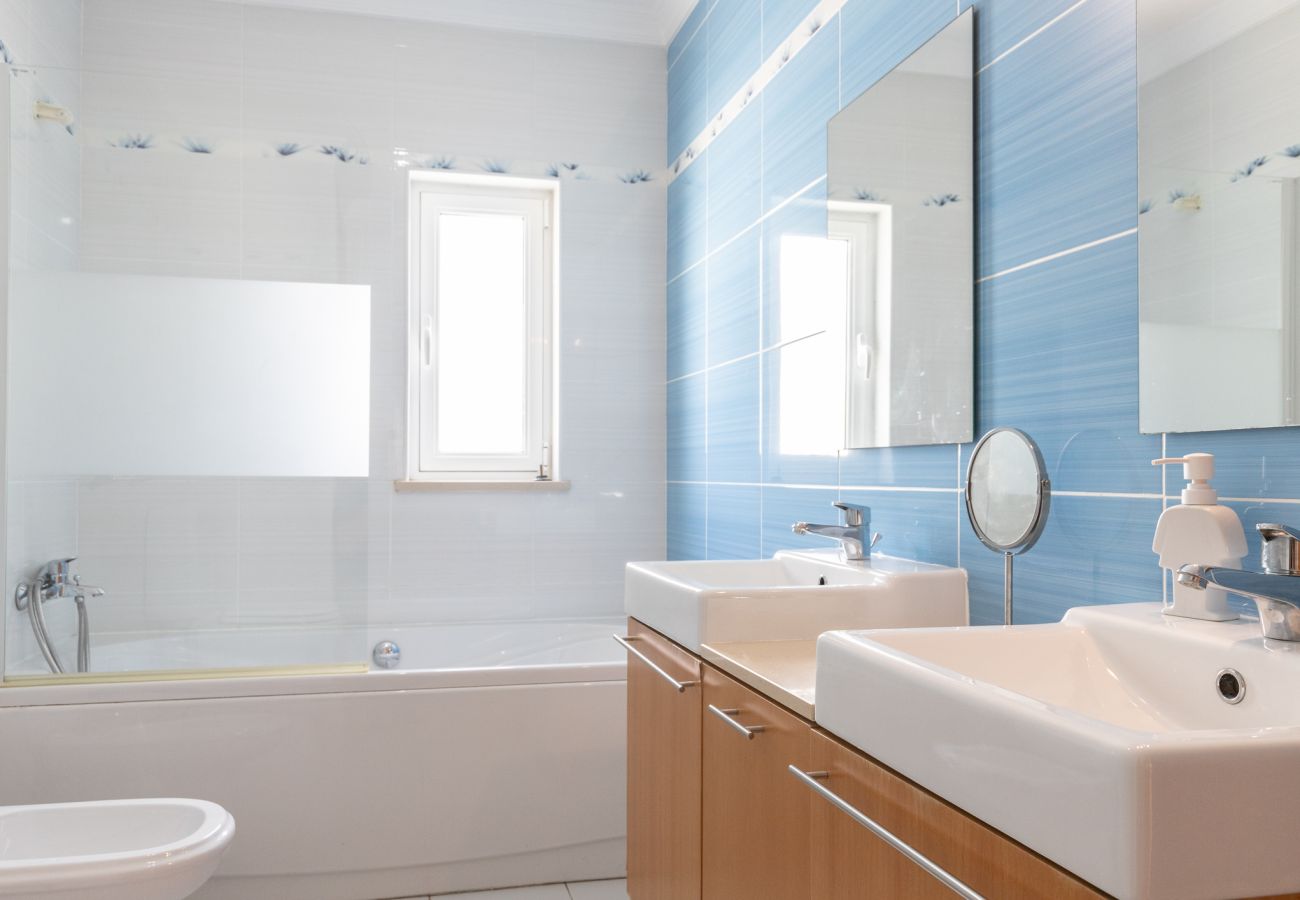 Residencial en Manta Rota - Casa de 4 habitaciones en condominio con piscina by AlgarveManta (16V4)