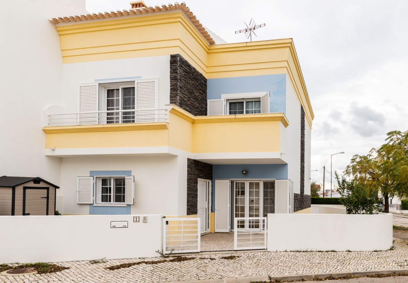 Casa adosada en Manta Rota - Vivienda moderna a 6 minutos de la playa by AlgarveManta (34V3)