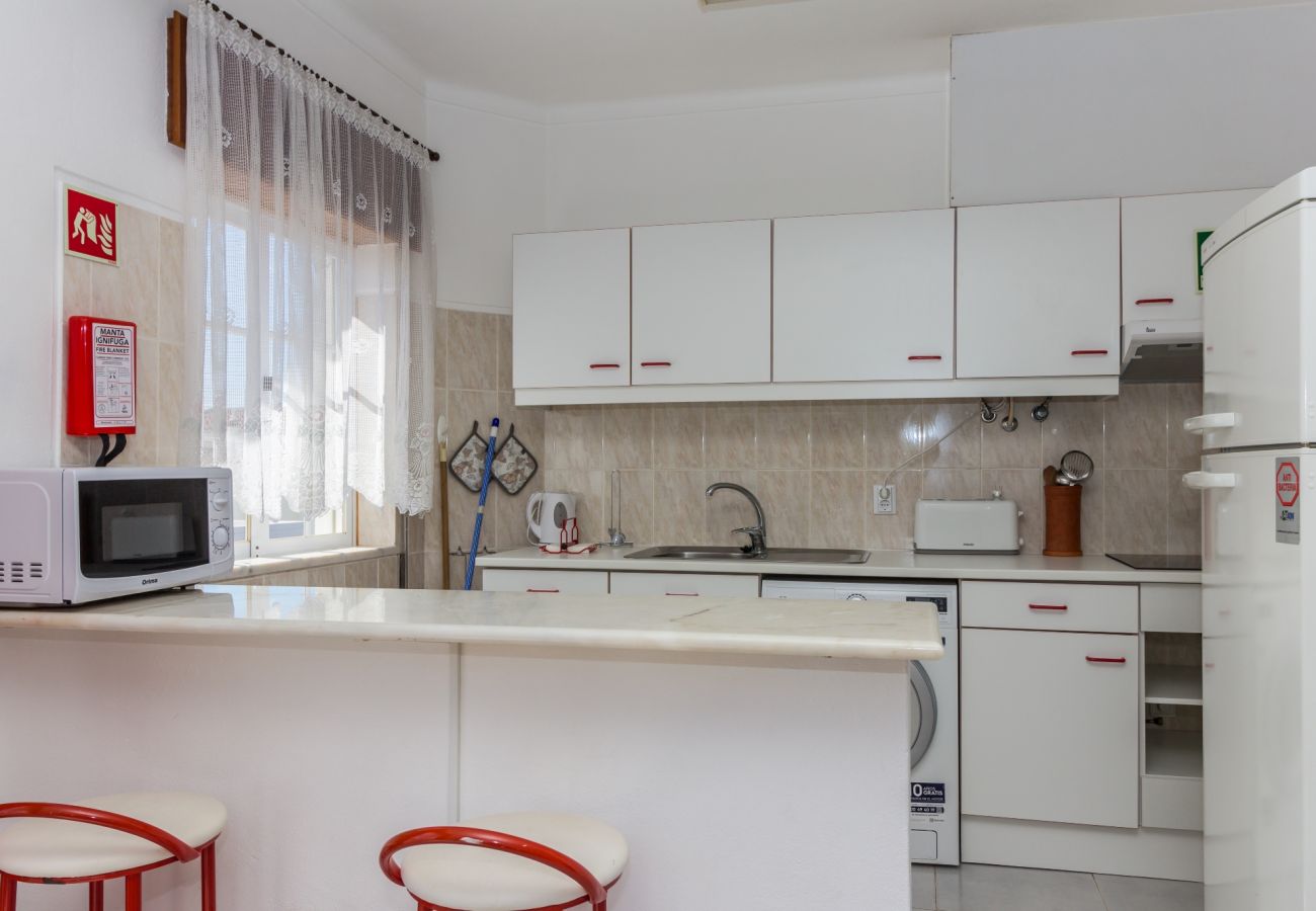 Apartamento en Manta Rota - Apartamento de 1 dormitorio a 50 m de la playa y Wifi by AlgarveManta (5T1)