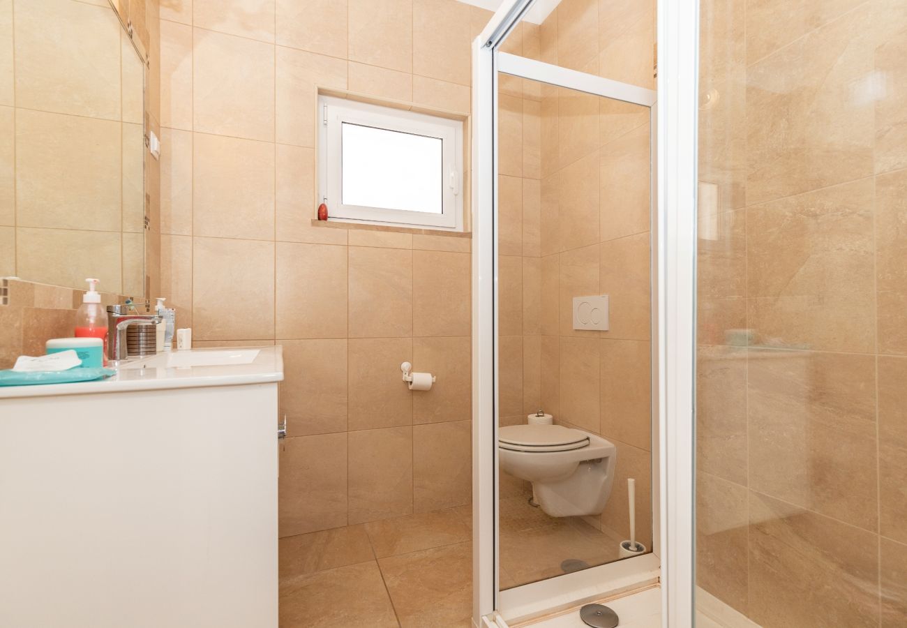 Casa en Manta Rota - Casa a 50m de la playa, patio con barbacoa e internet de fibra by ALGARVEMANTA (6V3)