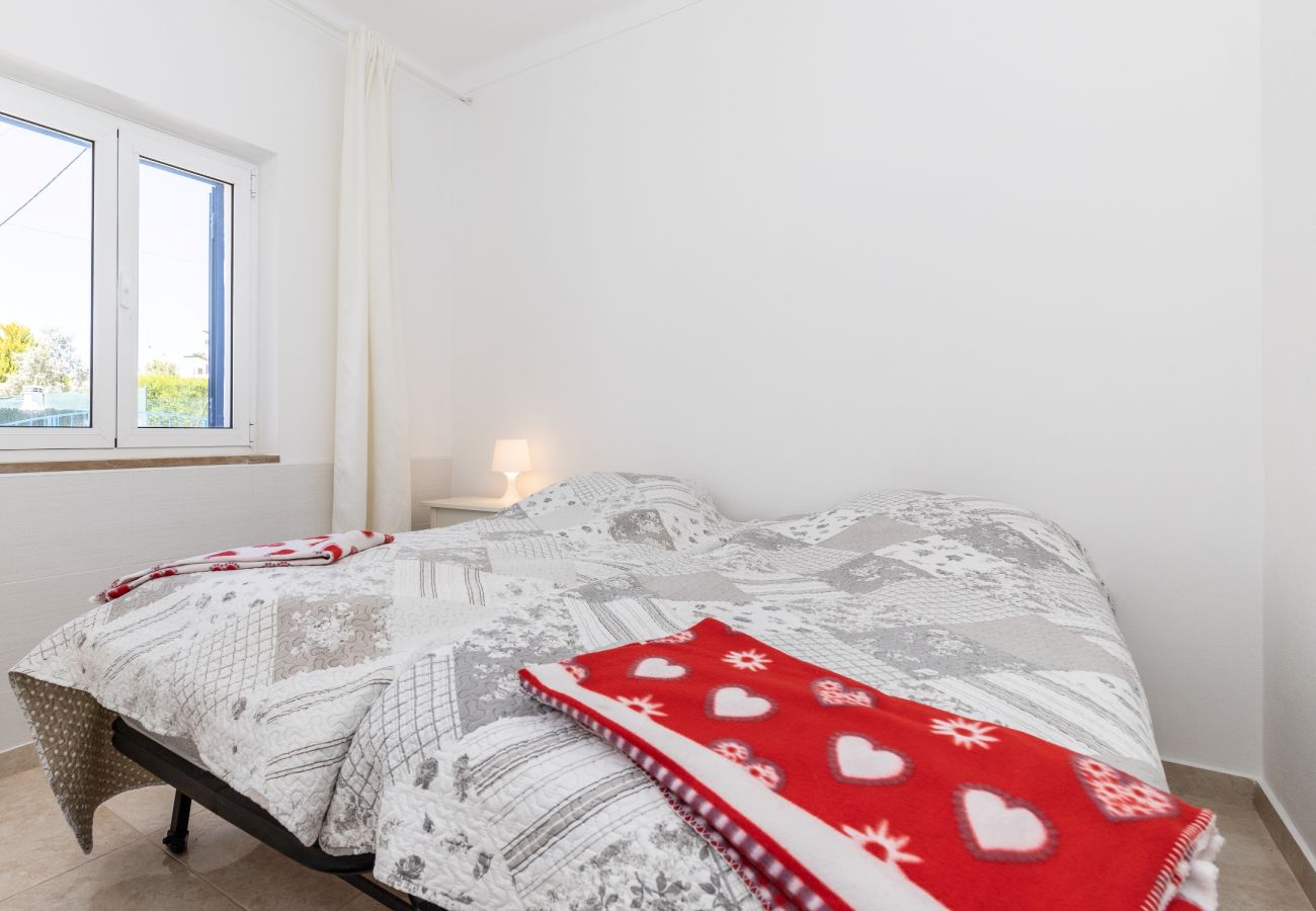 Casa en Manta Rota - Casa a 50m de la playa, patio con barbacoa e internet de fibra by ALGARVEMANTA (6V3)