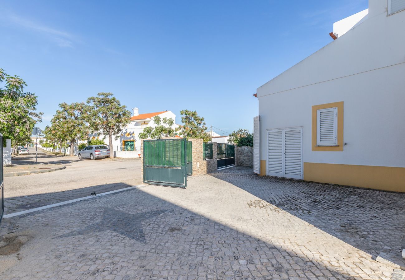 Casa en Manta Rota - Villa con piscina privada by AlgarveManta (7v4)