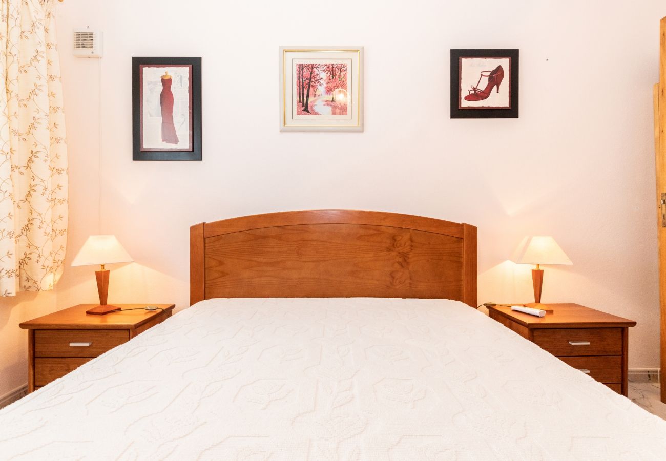 Apartamento en Manta Rota - Piso de 2 dormitorios con patio trasero by AlgarveManta (35T2)