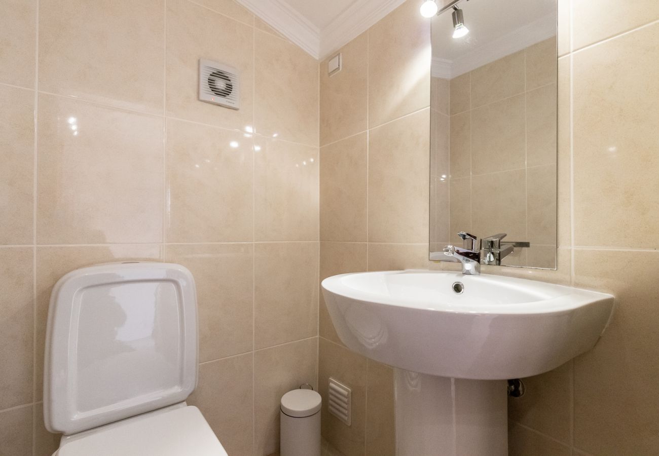 Residencial en Manta Rota - Casa en condominio con piscina y WIFI by AlgarveManta (8V4)