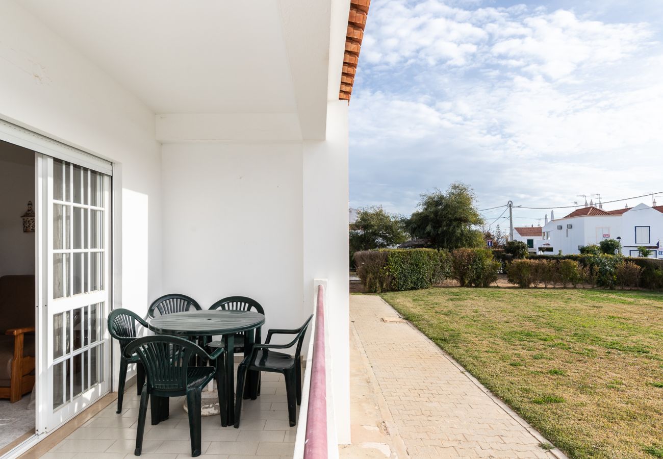 Apartamento en Manta Rota - 1 bedroom apartment 300m from Praia da Lota by AlgarveManta (2T1)