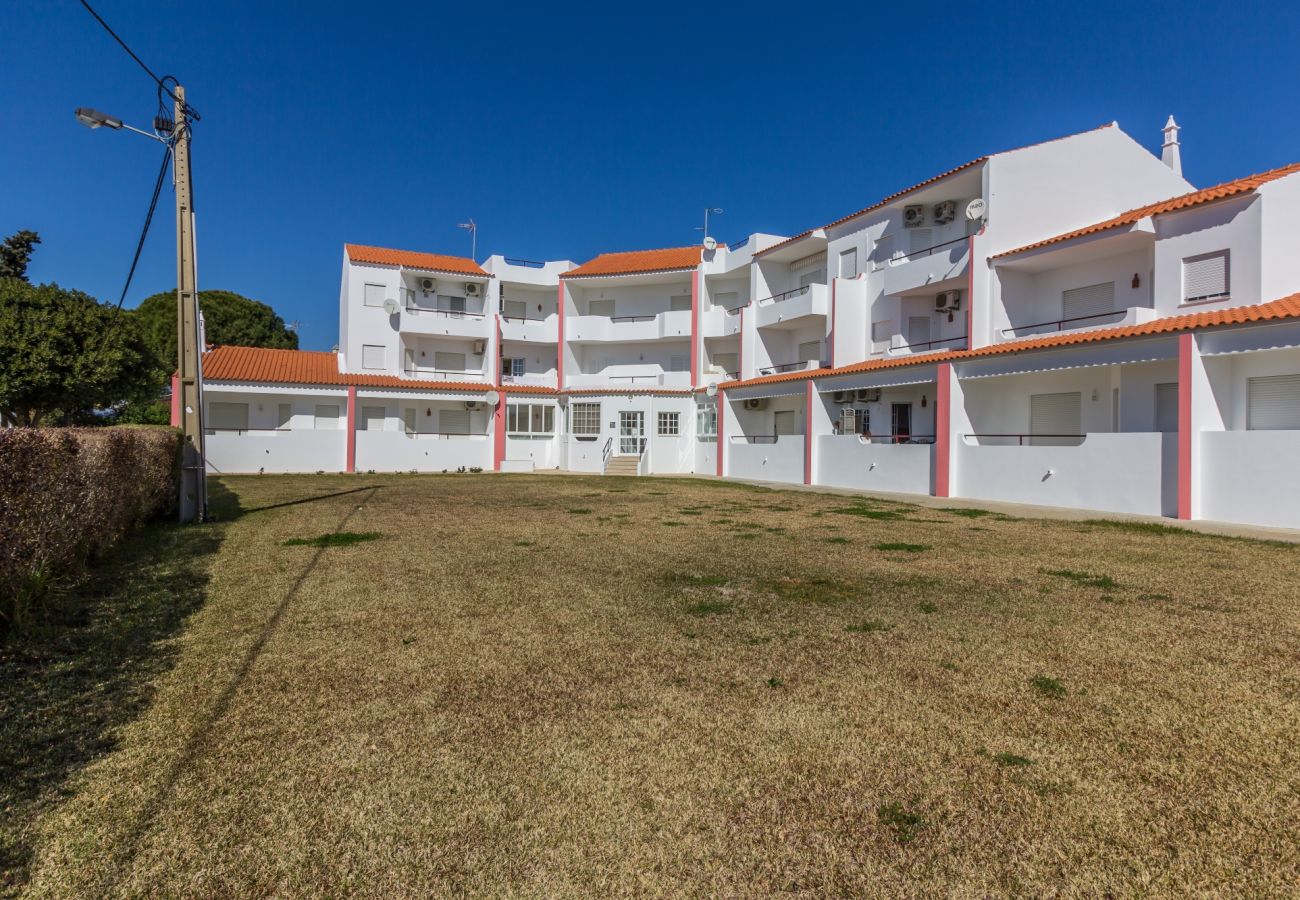 Apartamento en Manta Rota - 1 bedroom apartment 300m from Praia da Lota by AlgarveManta (2T1)