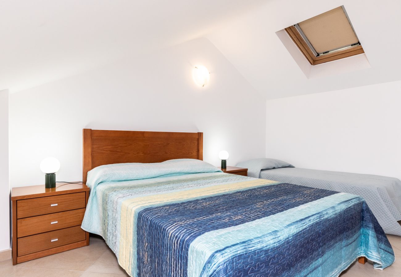 Casa adosada en Manta Rota - Casa de 4 habitaciones en Condominio con piscina by AlgarveManta (9V4)