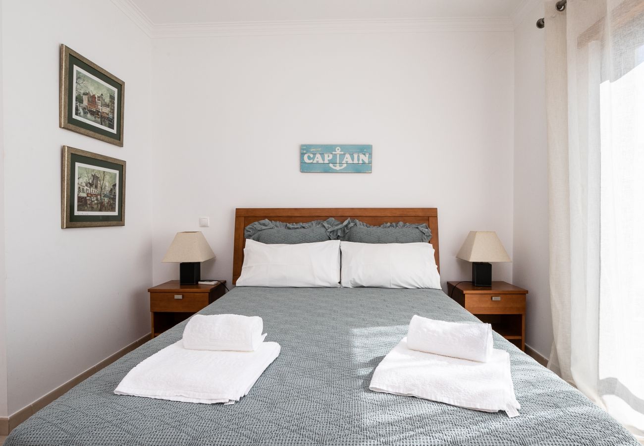 Casa adosada en Manta Rota - Villa de 3 dormitorios a 50 metros de la playa con patio por AlgarveManta (15V3)