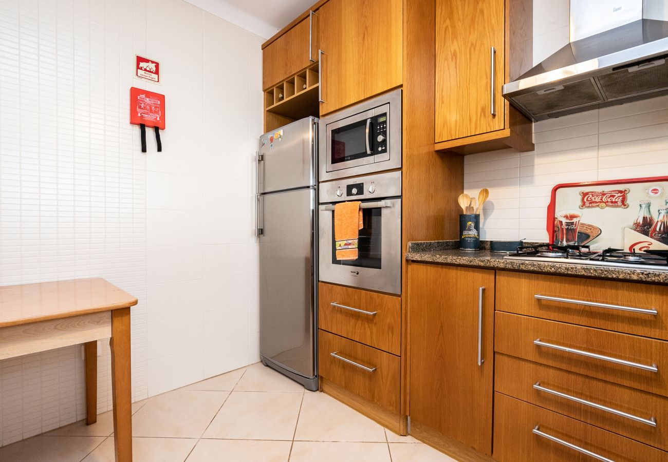 Casa adosada en Manta Rota - Villa de 3 dormitorios a 50 metros de la playa con patio por AlgarveManta (15V3)