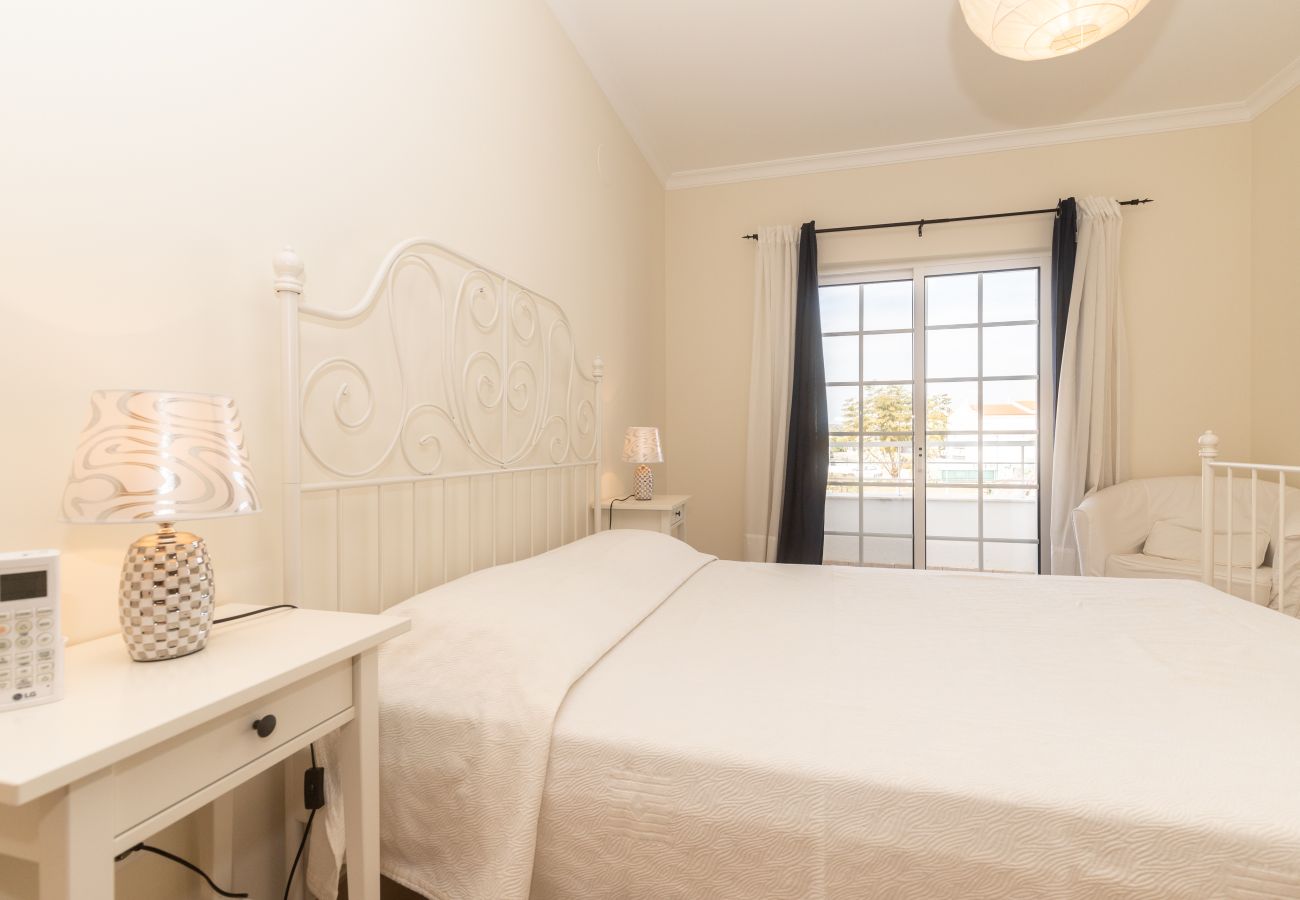 Casa adosada en Manta Rota - Villa de 4 dormitorios con patio by AlgarveManta (2V4)