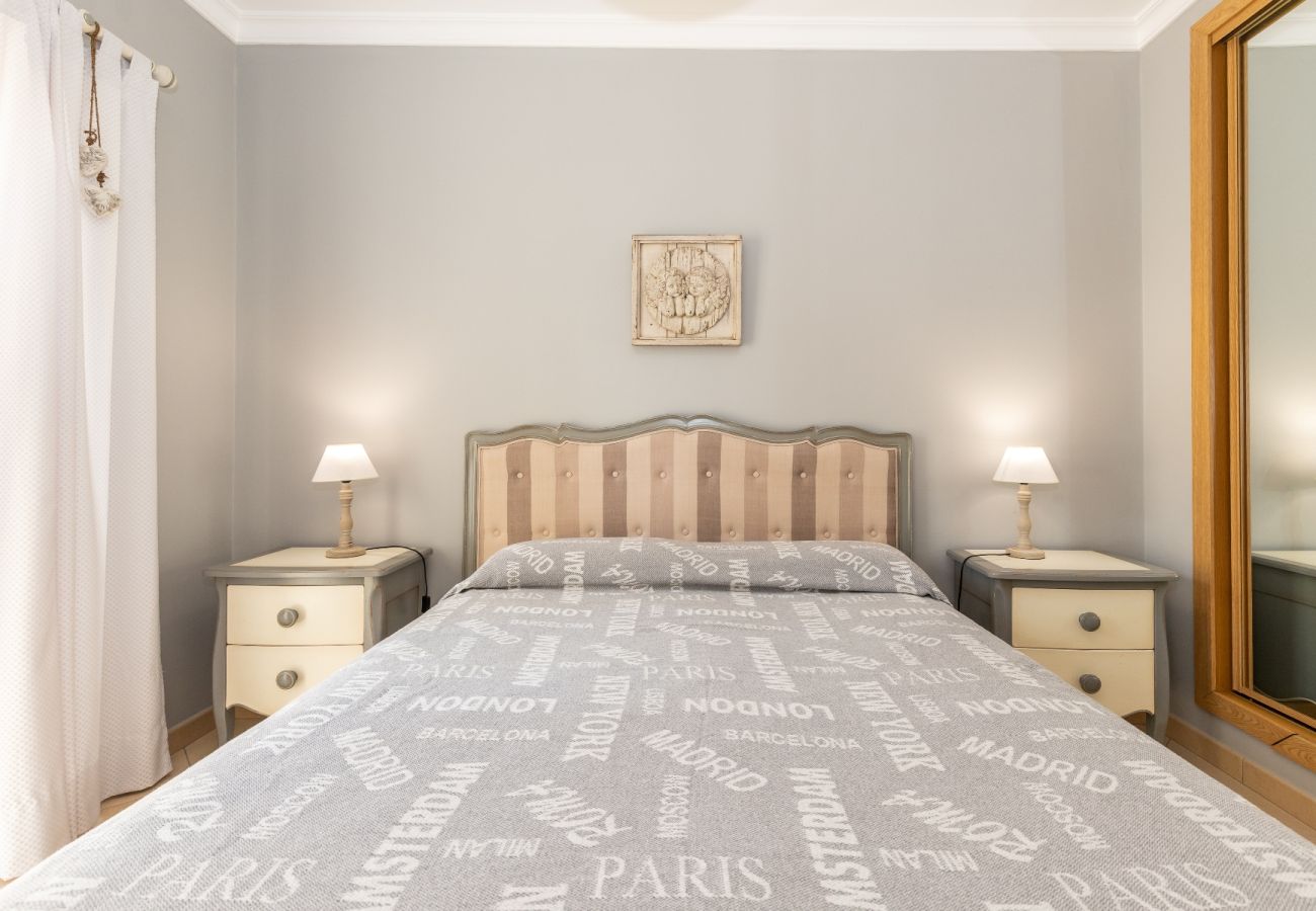 Casa adosada en Manta Rota - Villa de 3 dormitorios en condominio con piscina por AlgarveManta (19V3)