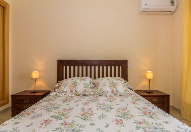 Appartement à Manta Rota - 4T2