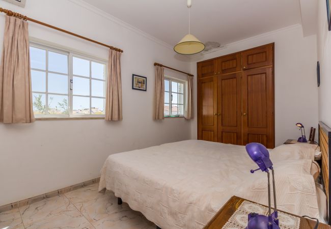 Appartement à Manta Rota - 9T2