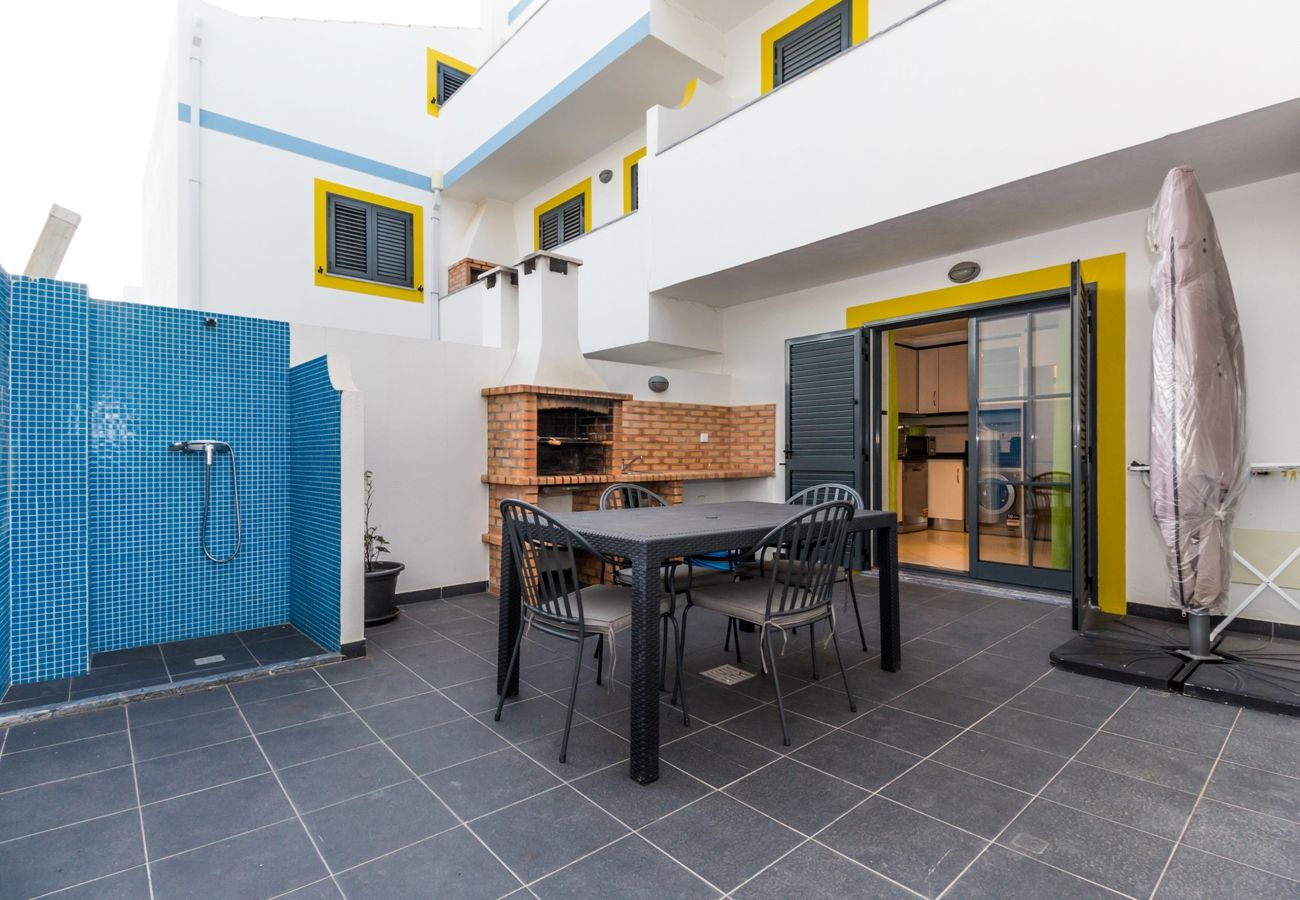 Appartement à Manta Rota - 14T2