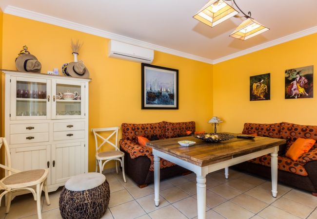  à Manta Rota - Appartement de 3 chambres avec piscine privée by AlgarveManta (4T3)