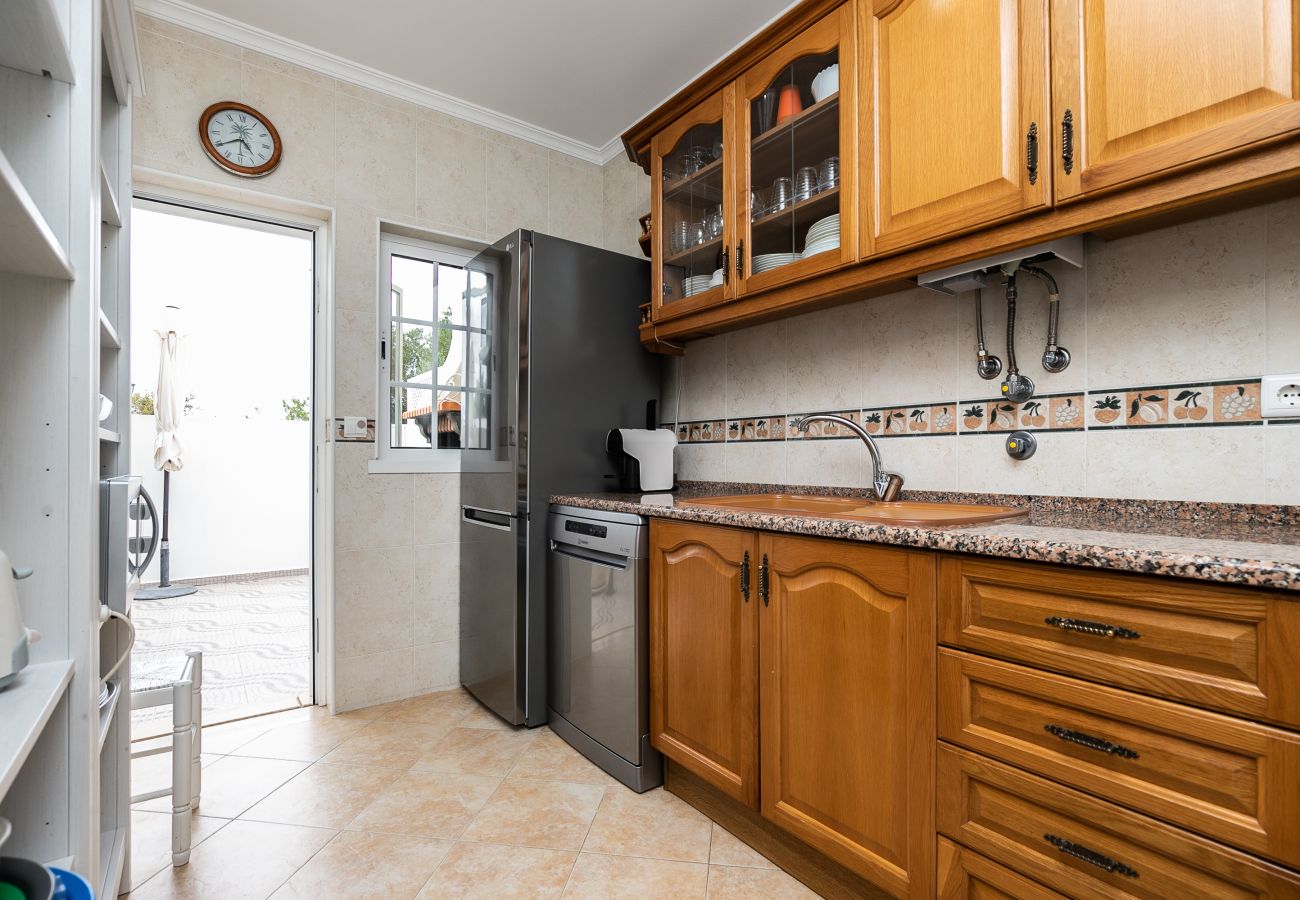 Résidence à Manta Rota - Villa de 2 chambres avec parking et terrasse by AlgarveManta (4V2)