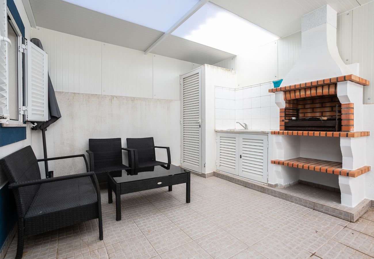 Résidence à Manta Rota - Villa de 3 chambres en copropriété avec piscine by AlgarveManta (12V3)