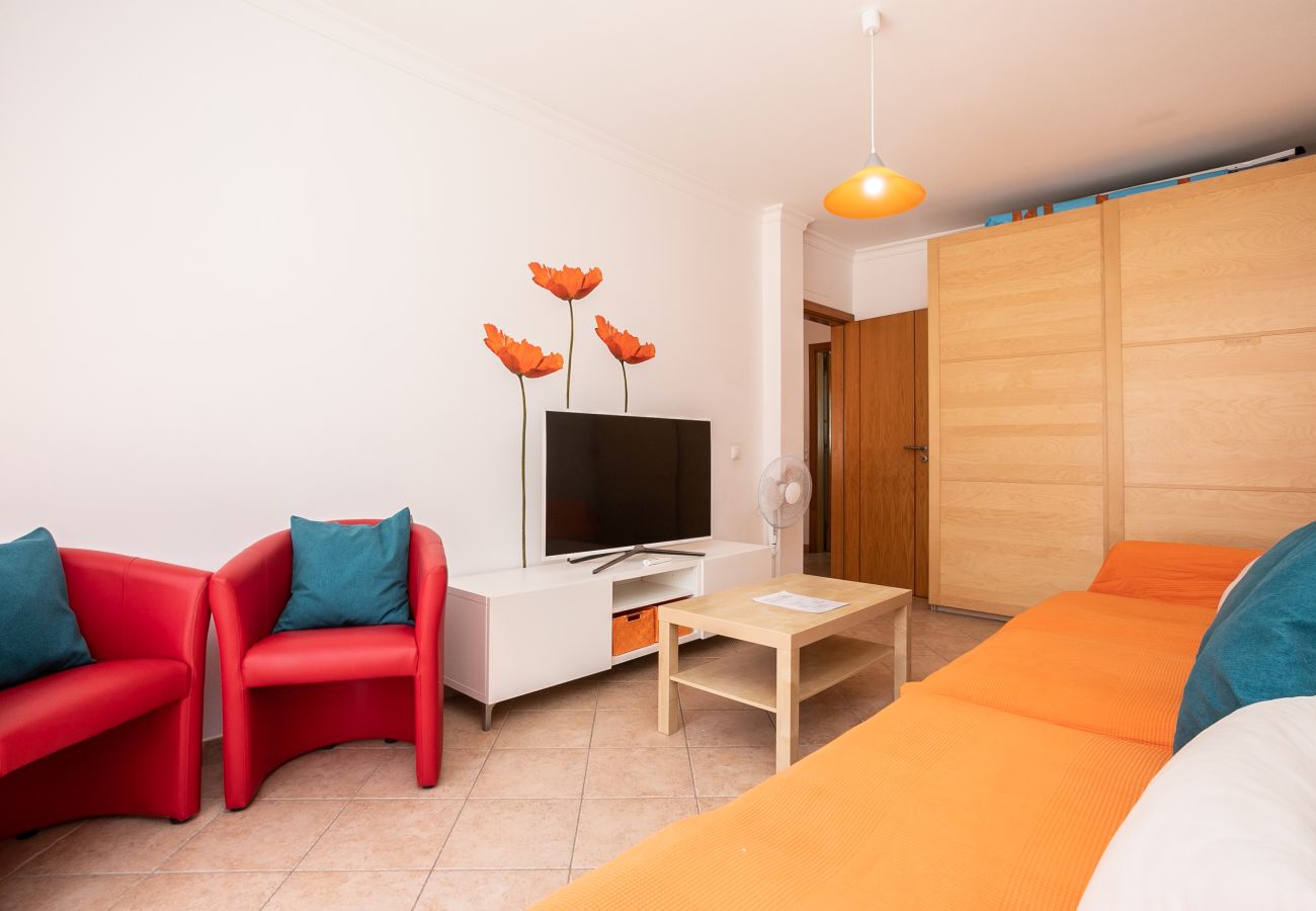 Résidence à Manta Rota - Villa de 3 chambres en copropriété avec piscine by AlgarveManta (12V3)