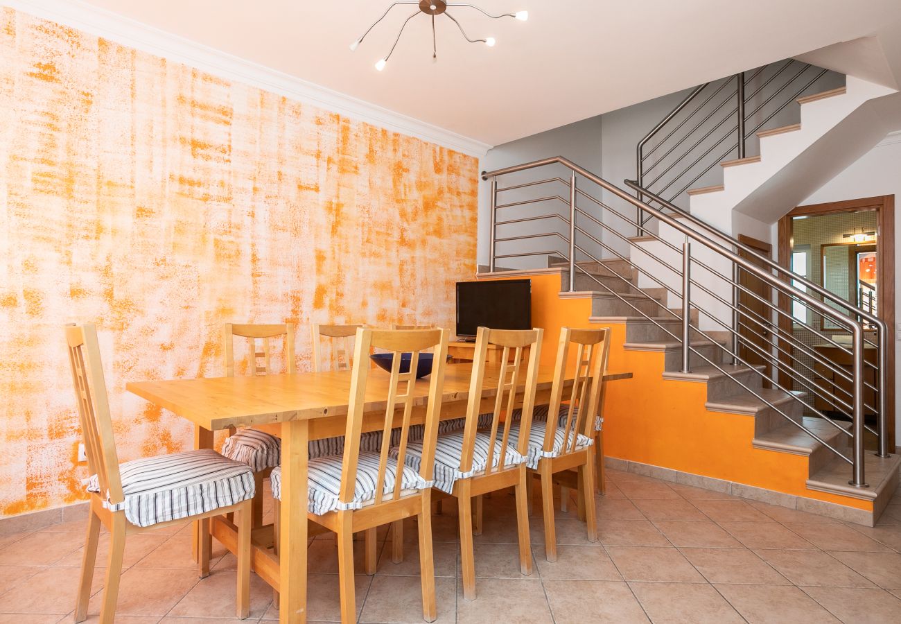 Résidence à Manta Rota - Villa de 3 chambres en copropriété avec piscine by AlgarveManta (12V3)