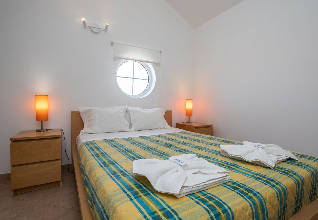 Résidence à Manta Rota - Villa de 3 chambres en copropriété avec piscine by AlgarveManta (12V3)
