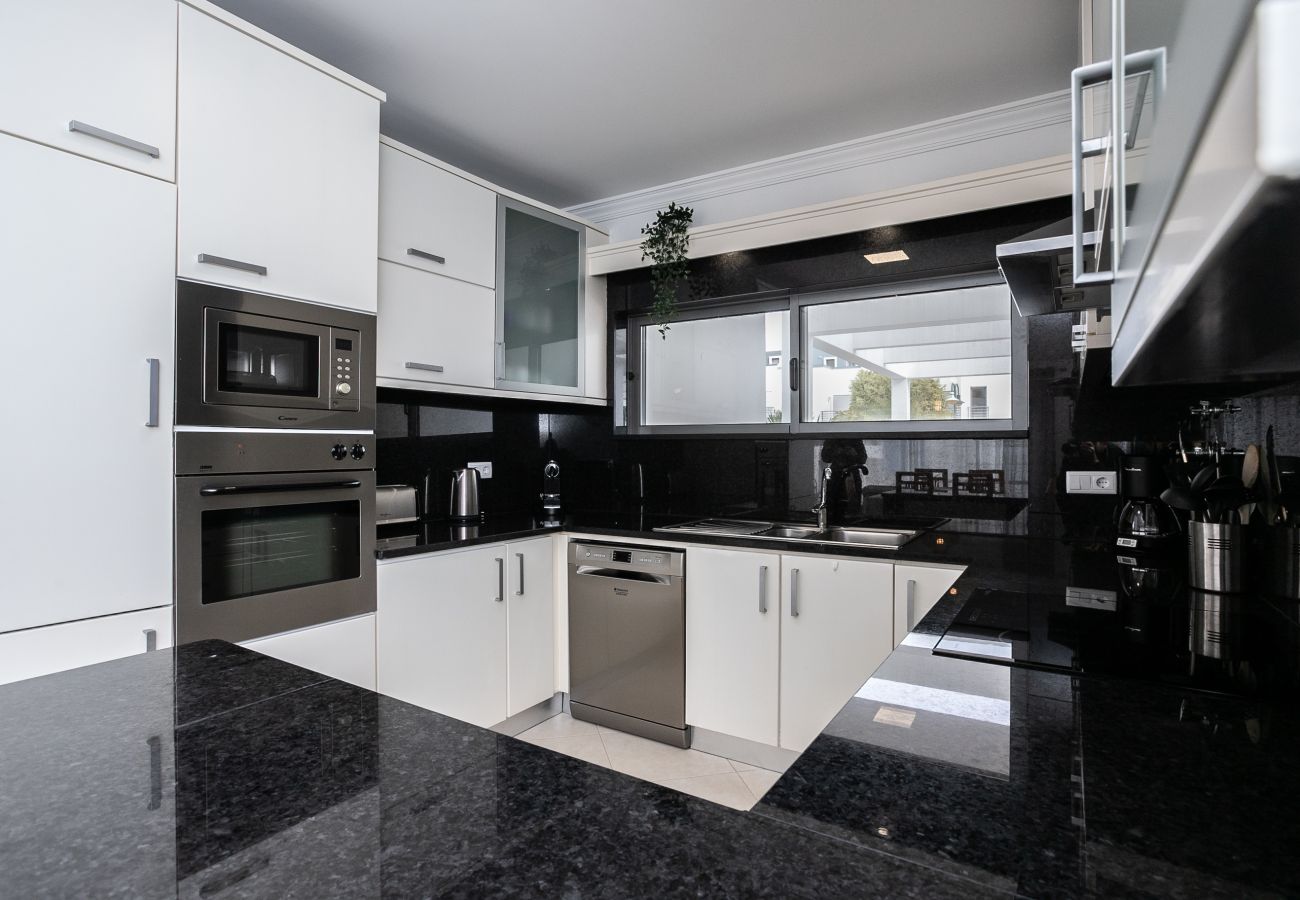 Maison mitoyenne à Manta Rota - Villa avec piscine privée à 100m de la plage by ALGARVEMANTA (16V3)